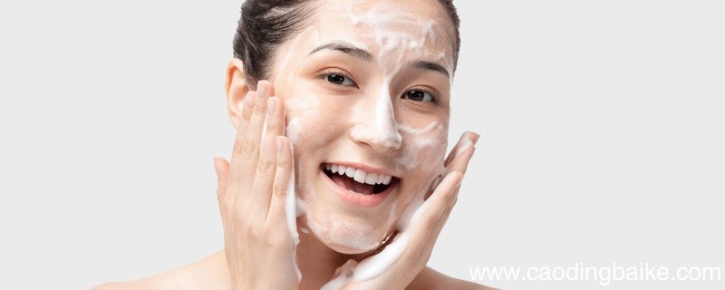 洁面霜的正确使用方法洁面霜怎么用