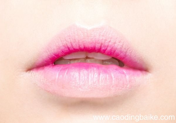 口红怎么涂好看 涂口红的方法有哪些