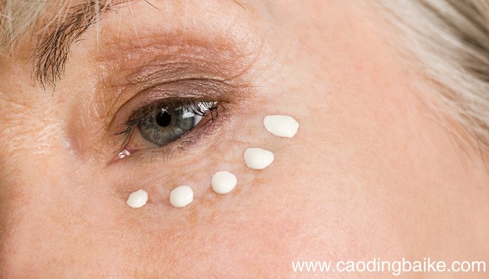 过期的眼霜还能做什么用 过期眼霜可以做什么用