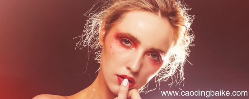 双眼皮贴和画眼影的顺序 双眼皮贴和眼影先画什么