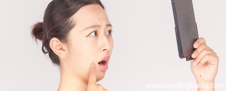 右脸颊长痘的原因是什么右侧脸颊长痘是什么原因