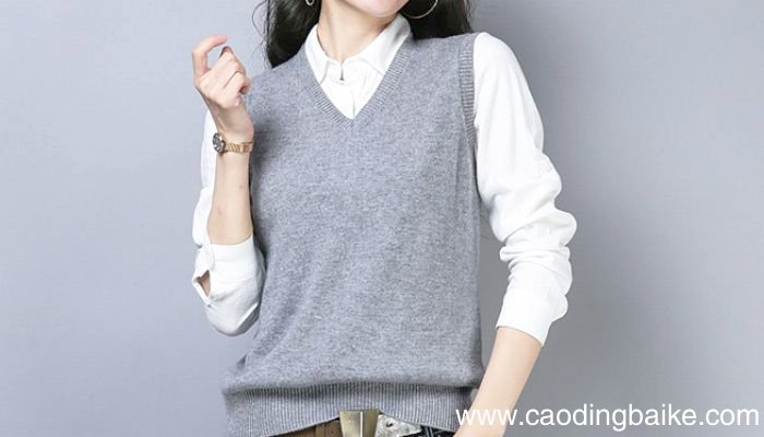 针织背心的搭配方法针织背心如何搭配