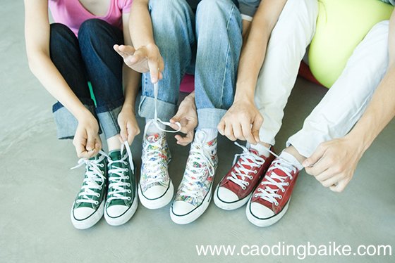 帆布鞋鞋带系法 帆布鞋鞋带时尚系法有哪些