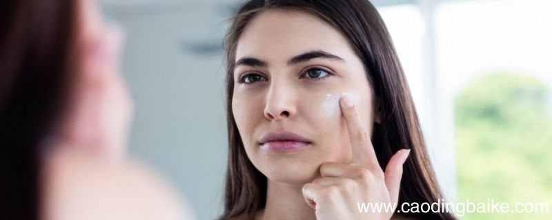 只涂防晒要定妆吗 涂防晒是否需要定妆