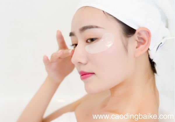 美即胶原弹力眼膜怎么敷 美即胶原弹力眼膜的功效