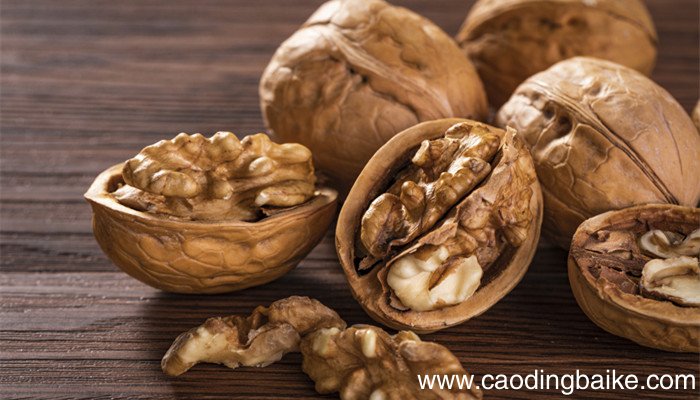 猴头黄皮和红皮的区别 猴头分红皮黄皮吗