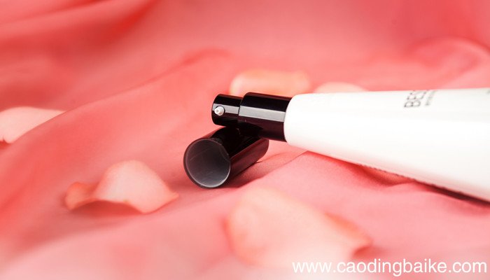 发泥和发蜡的区别 发泥和发蜡的区别在哪