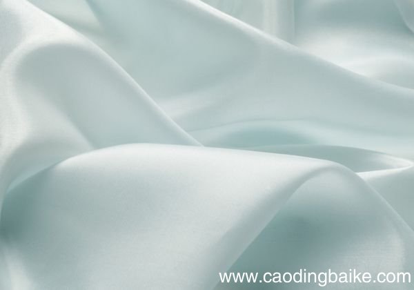 如何挑选夏季衣物 夏季衣物的面料选择