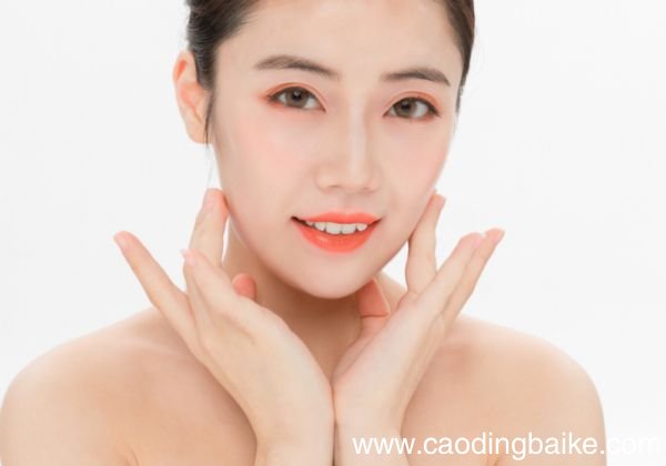 贝壳提亮液的正确用法提亮液有什么用