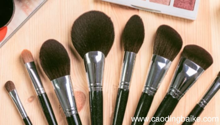 洗面奶可以洗化妆刷吗洗面奶可不可以洗化妆刷
