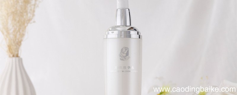 小灯泡和小银瓶的区别 小灯泡和小银瓶的区别是什么