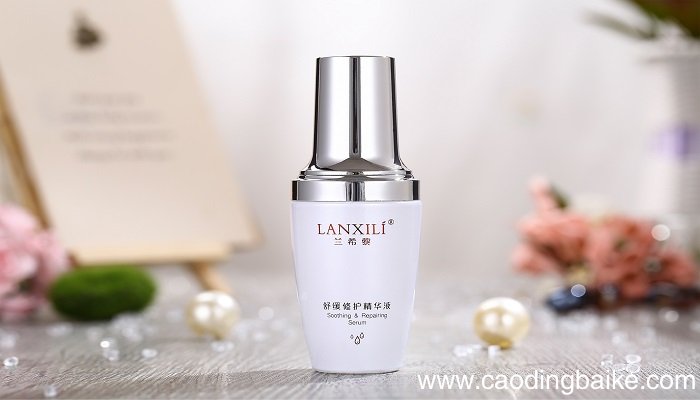 精华液使用后是否要洗 精华液用过后要洗吗