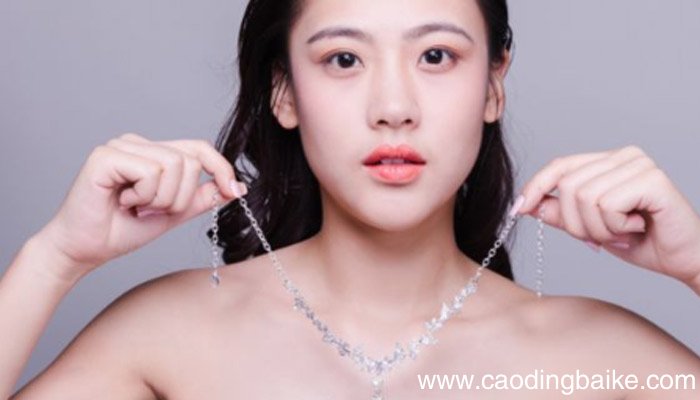 施华洛世奇项链材质是银吗施华洛世奇项链材质是不是银