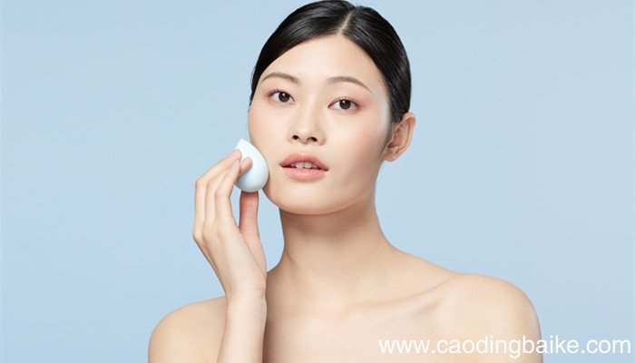 美妆蛋可以用洗面奶清洗吗 美妆蛋可以直接用洗面奶清洗吗