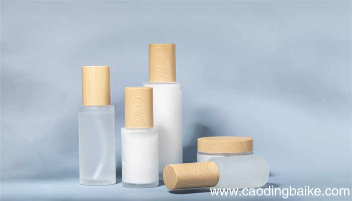 化妆水过期了还能用吗 化妆水过期了还能继续用吗