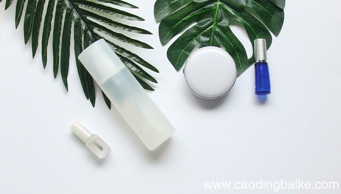隔离霜有什么作用可以不涂吗 隔离霜可以不用吗