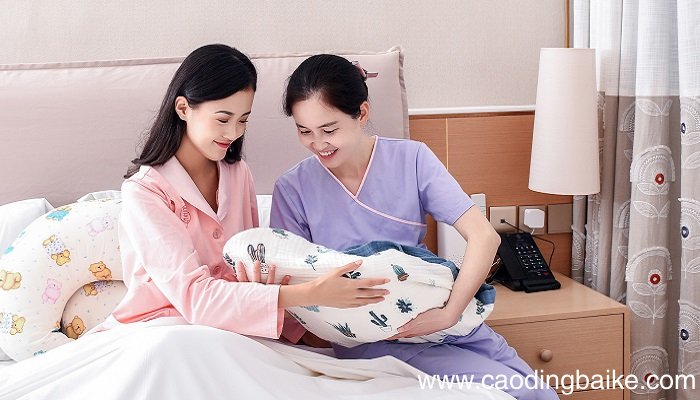 3天的新生儿能不能坐高铁 新生儿能坐高铁吗