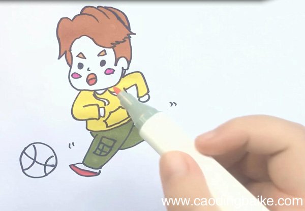 打篮球的小男孩简笔画