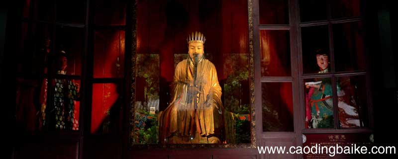 前赤壁赋的中心思想 前赤壁赋的中心思想是什么
