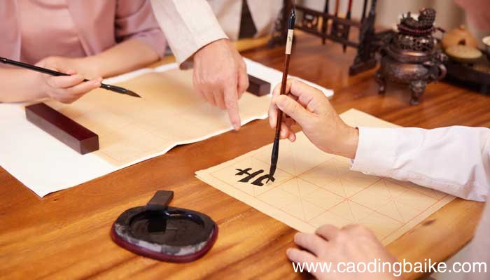 少的第二笔是撇还是点少字的第二笔到底是撇还是点
