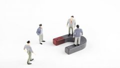 能量守恒定律是谁提出的 能量守恒定律是谁提出的啊
