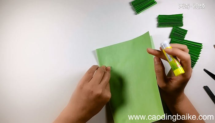 圣诞树贺卡 圣诞树贺卡怎么做好看