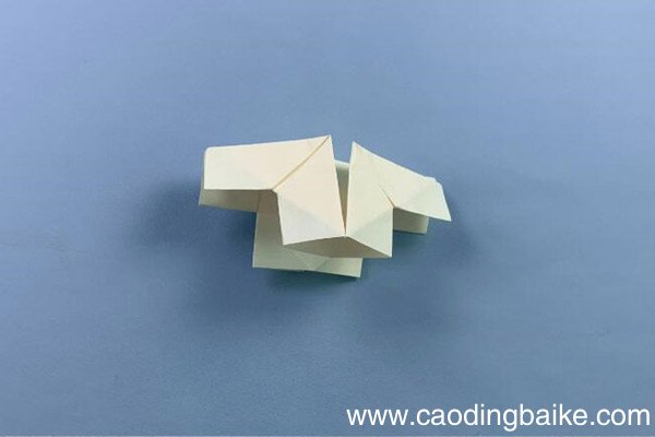 上衣怎么折 上衣的折法