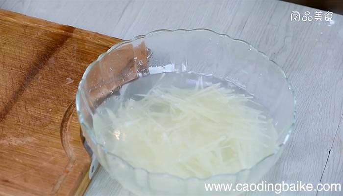 尖椒炒土豆丝的做法 如何做尖椒炒土豆丝
