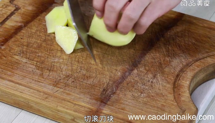 玉米和土豆怎么炖汤 玉米和土豆炖汤的做法