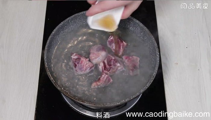 玉米和土豆怎么炖汤 玉米和土豆炖汤的做法