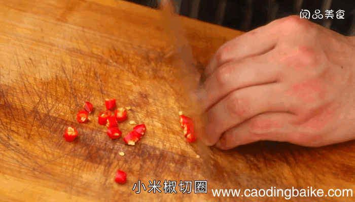 木耳青蒜回锅肉的做法，木耳青蒜回锅肉怎么做