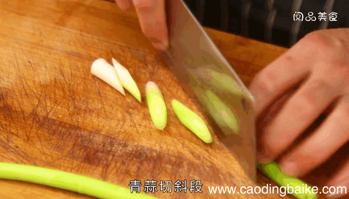 木耳青蒜回锅肉的做法，木耳青蒜回锅肉怎么做