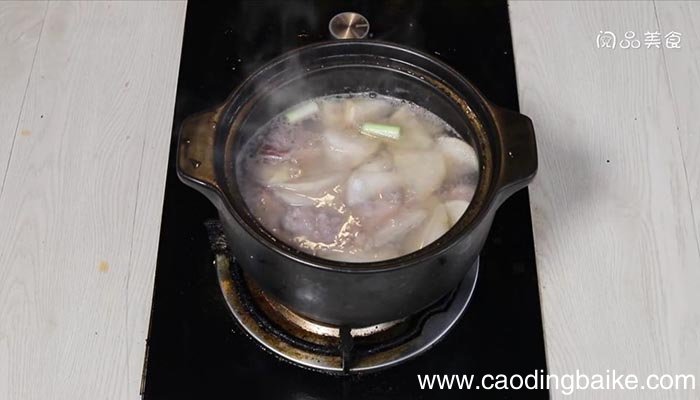 萝卜炖小排 萝卜炖小排的做法
