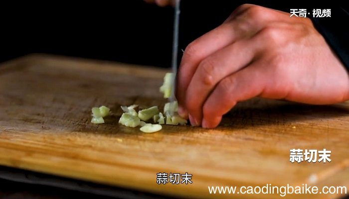 芹菜拌腐竹怎么做 芹菜拌腐竹的做法