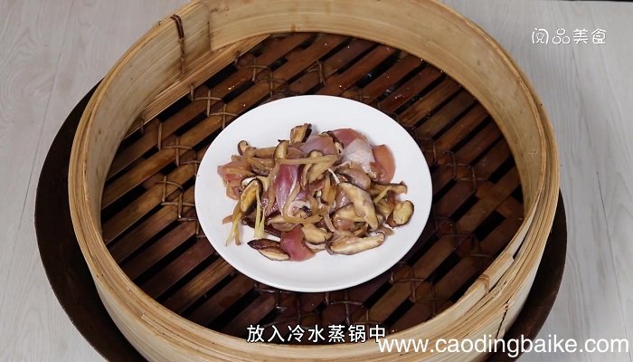 香菇榨菜滑鸡的做法 香菇榨菜滑鸡怎么做
