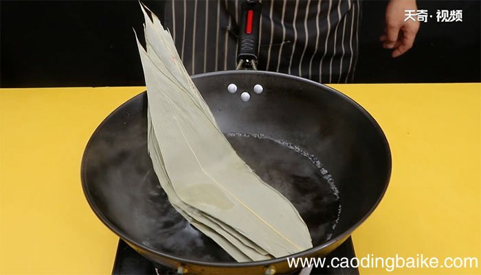 豆沙粽子的做法 豆沙粽子怎么做