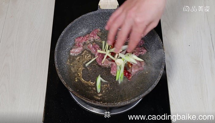白地瓜炒肉片怎么做 白地瓜炒肉片的做法