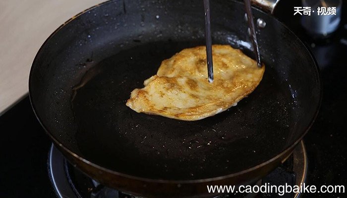 香煎鸡胸肉的做法 如何做香煎鸡胸肉