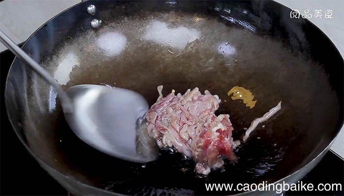 尖椒毛豆炒肉丝的做法 如何做尖椒毛豆炒肉丝