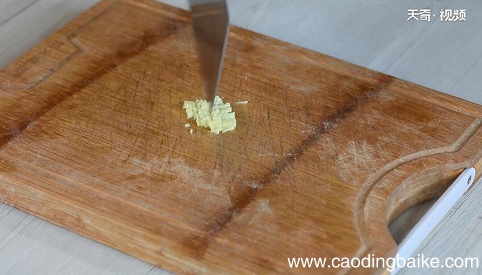 如何做酱炒豆腐皮 酱炒豆腐皮的做法