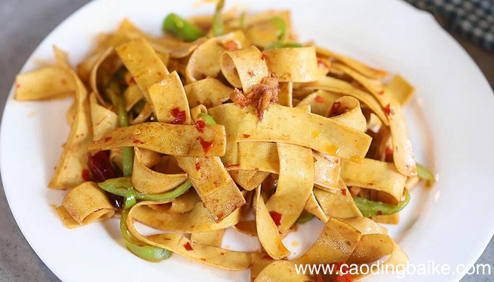 如何做酱炒豆腐皮 酱炒豆腐皮的做法