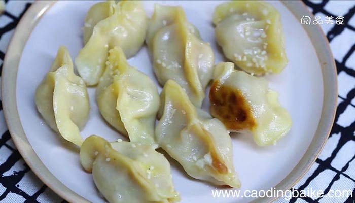 普通锅煎饺子 普通锅怎么煎饺子