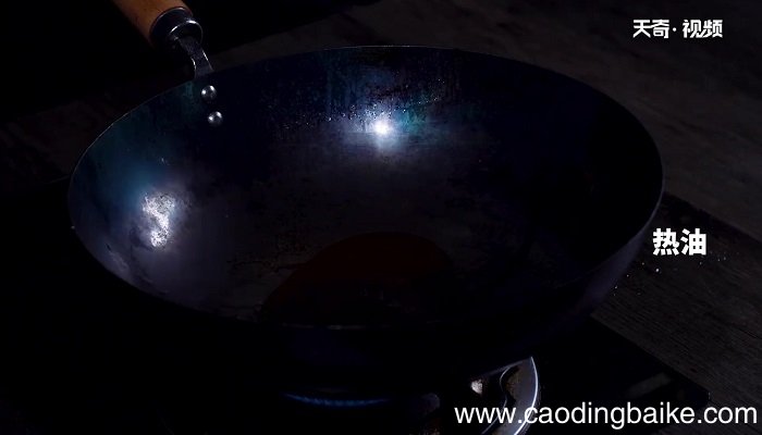 秋葵鸡丁怎么做 秋葵鸡丁的做法