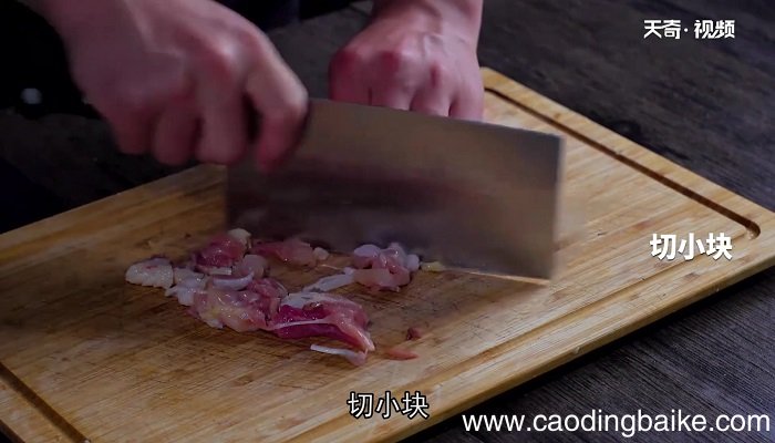 秋葵鸡丁怎么做 秋葵鸡丁的做法