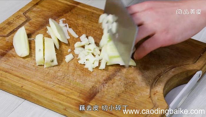 藕丁猪肉煎饺 藕丁猪肉煎饺如何做