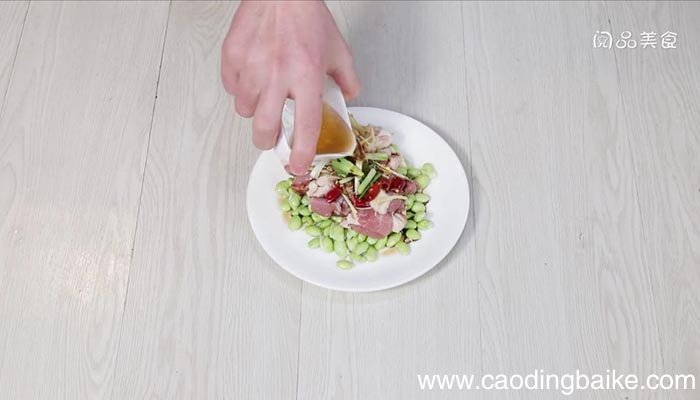 毛豆蒸咸鸭腿 毛豆蒸咸鸭腿的做法