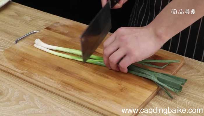羊肉豆腐蒜煲怎么做 羊肉豆腐蒜煲做法