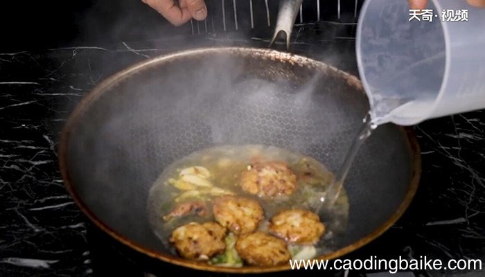 煎焖肉饼的做法 煎焖肉饼怎么做