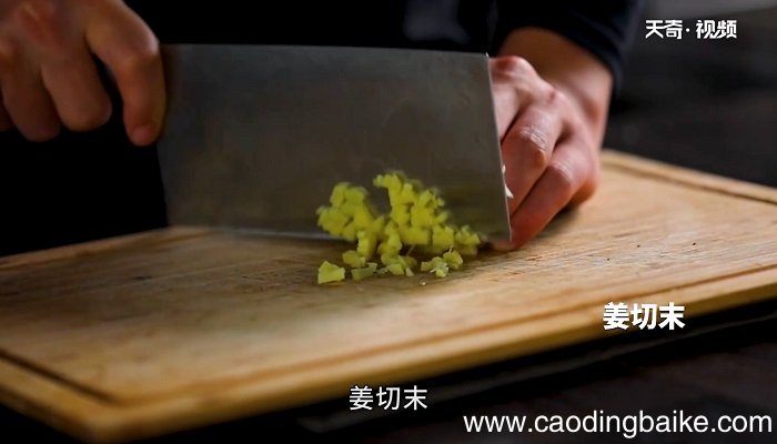 清炒芦笋蟹味菇怎么做 清炒芦笋蟹味菇的做法