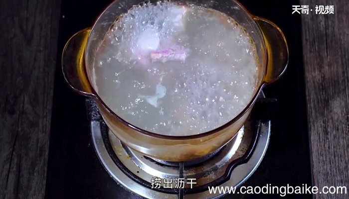 土豆木耳排骨汤的做法 土豆木耳排骨汤怎么做